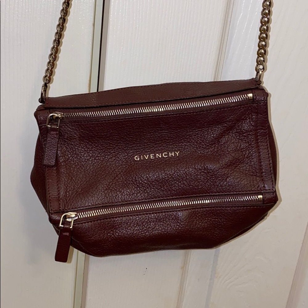 GIVENCHY
Mini Leather Pandora Bag - Picture 15 of 16